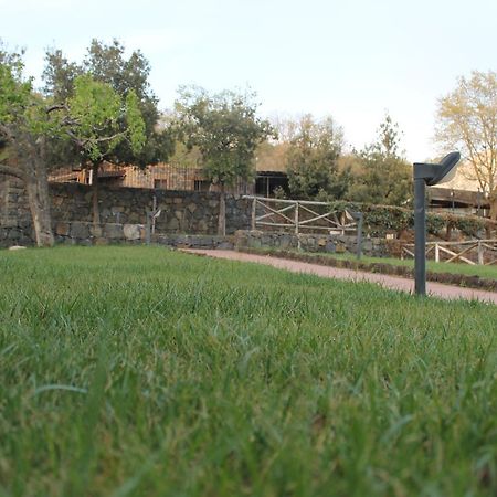 Le Cisterne Dell'Etna Hotel Calcerana-Marina Bagian luar foto