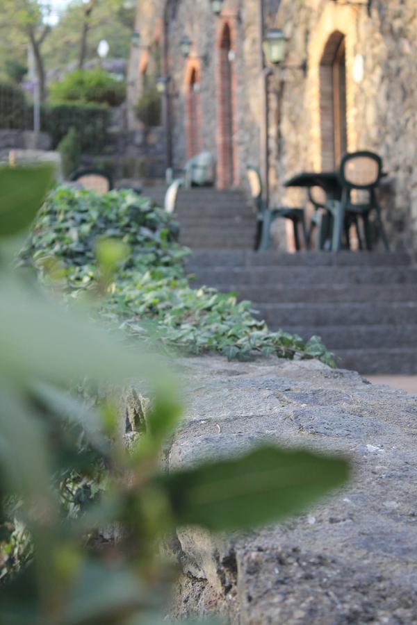 Le Cisterne Dell'Etna Hotel Calcerana-Marina Bagian luar foto