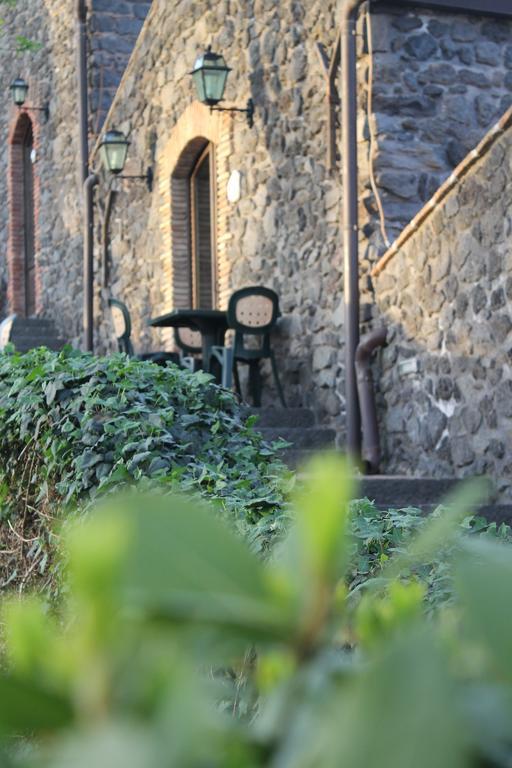 Le Cisterne Dell'Etna Hotel Calcerana-Marina Bagian luar foto