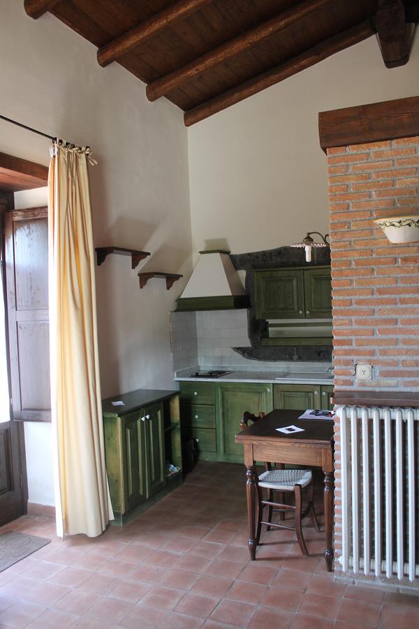 Le Cisterne Dell'Etna Hotel Calcerana-Marina Bagian luar foto