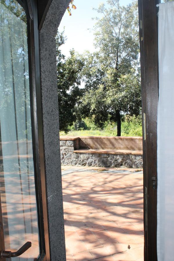 Le Cisterne Dell'Etna Hotel Calcerana-Marina Bagian luar foto