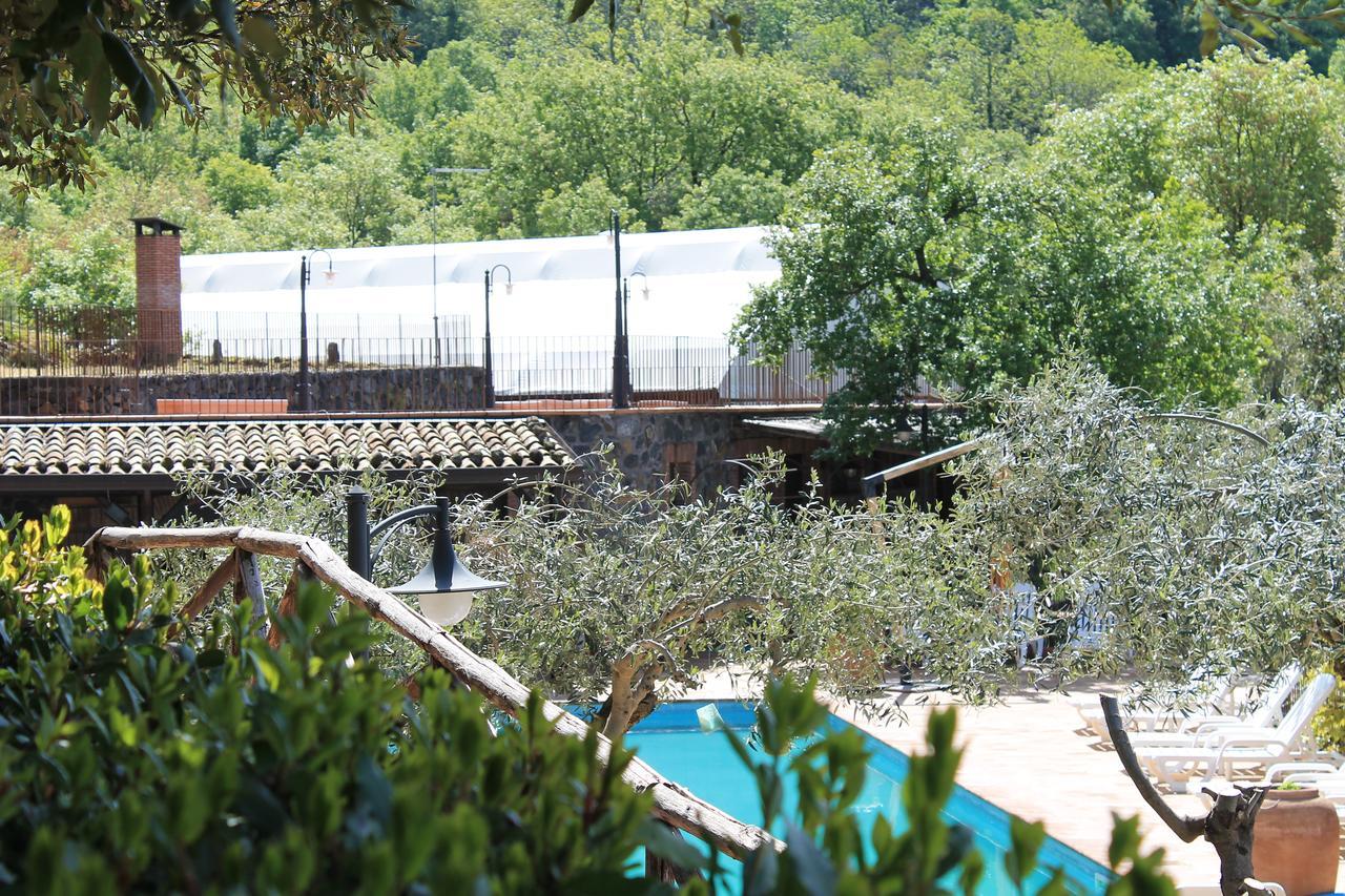 Le Cisterne Dell'Etna Hotel Calcerana-Marina Bagian luar foto