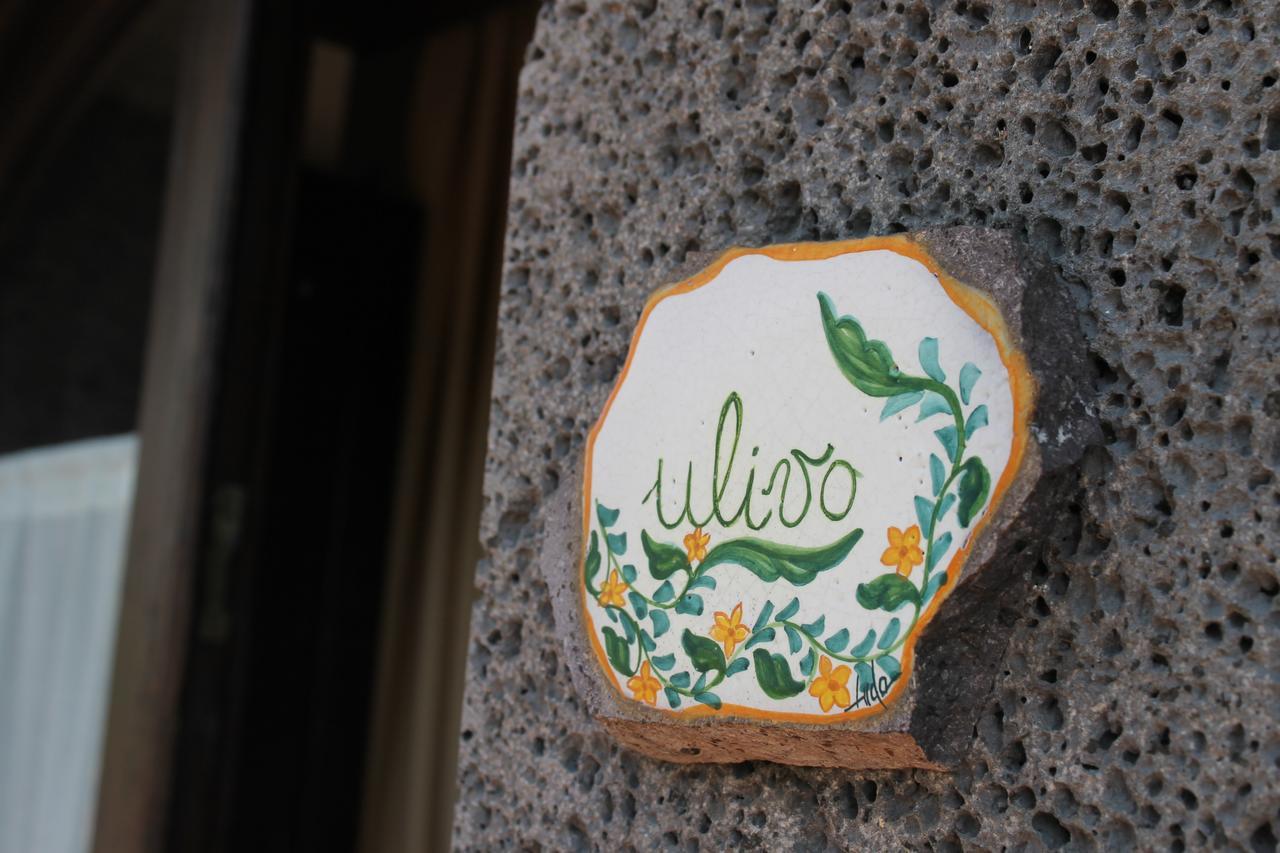 Le Cisterne Dell'Etna Hotel Calcerana-Marina Bagian luar foto